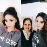 Sanam Shetty Instagram - Getting ready to shoot for R. M Jewellery Ad 👸😊 tnx Shruti🤗 #adshoot🎥 #workmodeon #angelsam❤