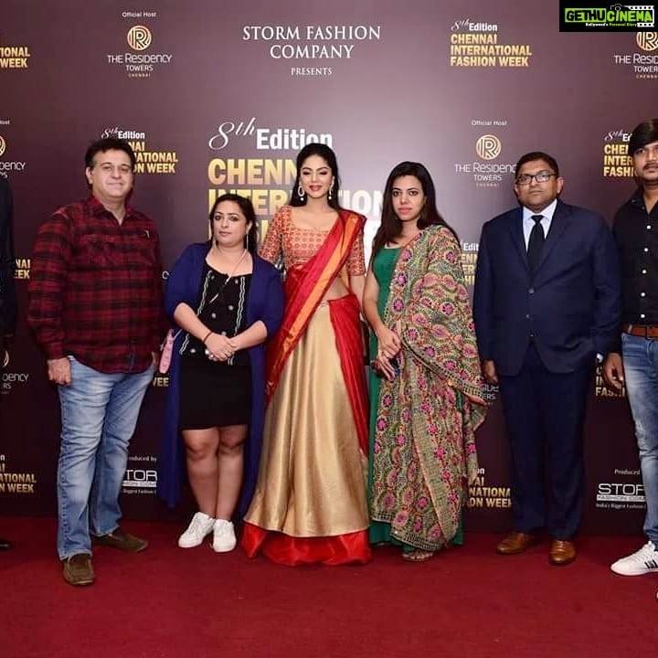 Sanam Shetty Instagram - It is my great privilege to be the Goodwill Ambassador for the Chennai International Fashion Week 2018 the 8th Edition for the Storm Fashion Company🤗🤗. Thank you so much for the honour Storm Sharma Gaurav sir🤗 Best wishes to all the designers, models and the whole team of CIFW, Storm Company for the spectacular event to unfold very soon in our very own Chennai at the Residency Towers, the official hospitality partners for CIFW 2018❤ Was lovely to share the diaz with all of u fabulous peeps @ the conference SStorm Sharma @rahuldev1177 Jules Idi AminNazia Syed EErine LouisSShiv Shiv🤗🤗🤗 #cifw8thedition #stormfashioncompany #goodwillambassadors