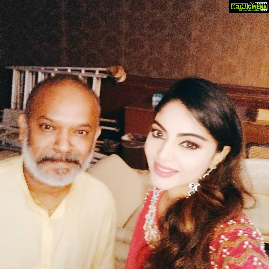 Sanam Shetty Instagram - When the evening is so dazzling and it happens on a Saturday I'm bound to have some funššā¤ swipe left for moreš¤ #zingbyawards #fashionandfilms #angelsamā¤