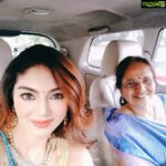 Sanam Shetty Instagram - Heading for my Kannada film Atharva's audio launch.. With my biggest fan, my mom🤗😘 #atharvakannadafilm #audiolaunch Follow me for more @sanam_setty ❤ #angelsam