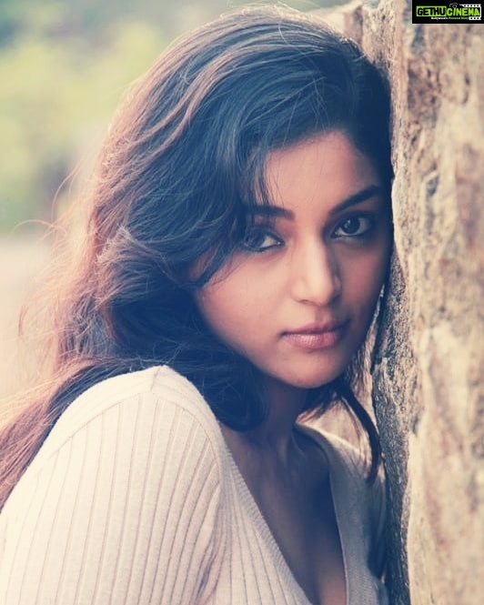 Sanam Shetty Instagram - Don't surrender ur dreams to reality!! Good morning u lovelies🤗☕ #nofilters #earlymorningshot #dayofdreams 😀 Follow me for more @sanam_setty ❤ #angelsam