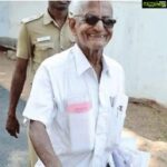 Sanam Shetty Instagram - The fierce spirit of this gentleman will never die! Inspiration for social activists & vigilante of justice who kept govt authorities on their toes. Thank you for your lifelong service sir🙏 May your soul rest in peace. Condolences to the family. #RIPTrafficRamasamy