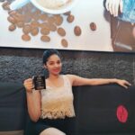 Sanam Shetty Instagram - Happy weekend my peeps❤️ #coffeelover #sanamfam