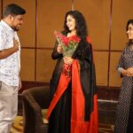 Sanam Shetty Instagram - Very honoured to receive 'Icon Of Women 2021' from Galatta Tamil 🙏 Thanks to @galattadotcom for the special award✨✨ HUGE THANKS to each one of you my dearest fans for sparing your valuable time to meet me❤️🙏 It was the most beautiful moment of my life - to see the love in your eyes and the genuine support in your words 🤗😘 I love you all forever ❤️ NEENGA ILLAME NAA ILLE 🙏 #gratefulforever #nandrigal