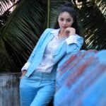 Sanam Shetty Instagram - Be BRAVE. Take RISKS! Nothing can replace Experience 💙 Shot by @drx.photography ✨ Dress by @sartoin_official #beattheblues💙 #ｔｇｉｆ