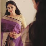 Sanam Shetty Instagram - If you're searching for that one person to change your life, look in the mirror!💜 . Happy Sunday Makkale🤗 #dreambig #bekind #loveyouall❤️❤️ #forgetandforgive