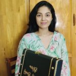 Sanam Shetty Instagram - Thank you @butterfly_beauty_bliss 🦋❤️ for the wonderful skincare products 🤗✨ Folks you will love their natural products especially the new innovative Jade vibrating roller and 24k Gold Collagen Serum!✨✨ Check out their range of skincare products from @butterfly_beauty_bliss page 🤗 . Vibrating massage therapy is an extremely effective beauty technology & has become the new sensation in skincare tools. Women put on makeup on the face everyday and this may lead to pore blocking. The rollers unblock the pores and stimulate blood circulation of skin. Now you can achieve vital and lush skin! . What’s the benefits of this massager? Increase blood circulation, Reduce tightness, and rejuvenate your skin. Our vibrating massager is easy to use! For the best experience, Please use 24k gold serum while rolling to promote healthy looking skin. #butterflybeautybliss #skincare #brandendorsements #giveitatry