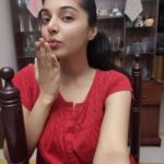 Sanam Shetty Instagram - Any inconvenience is very minor compared to our health and the well being of our family. . Let's realize the importance of this lockdown extension and let's continue our efforts in controlling the situation🤗 . Love and light to all ❤️😘 Goodnight peeps❤️ . #fightingcorona #stayinsavelives #goodnight🌙