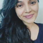 Sanam Shetty Instagram - Just super bored so plz bear with my singing 😛 🙊 What u folks upto? . Btw since everyone is throwing challenges let me throw the high pitch song challenge to my friend's who are amazing singers🤗😎🤟 . @dr_alex_film @rahul_mani_16 @prashanthirajendiran @anithaalex007 mam . . #weekendvibes #psychothefilm #bathroomsingersclub #funathome #highpitchsongchallenge