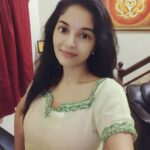 Sanam Shetty Instagram - May this UGADI bring us all good health, wealth and joy ✨💝💫💐🌹🌷🌺🌸🏵️🌻🌼🌿☀️ . . Ugadi Habbada Subhayashayagalu🌼🌿🌸🌺🌺 . #festivities #ugadiwishes🌿🌼 #lovedones💕 #togoodhealth #staysafe