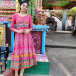 Sanam Shetty Instagram - Seeking blessings..at the feet of Goddess Kaali 🤗❤️ . The Divine mother who protects her children.. The Fierce force of transformation.. The Truthful destroyer of evil. . . May her blessings be showered upon all of us 🤗❤️ . #goddesskaali🙏 #thedivinemother #loveandlighttoall❤️💫 #swordofwisdom #thepowerofvoice #thepoweroflove❤️ #firewithinus🔥 #protectorofwomen #ourmotherdurga 🙏🔥 Bangalore, India