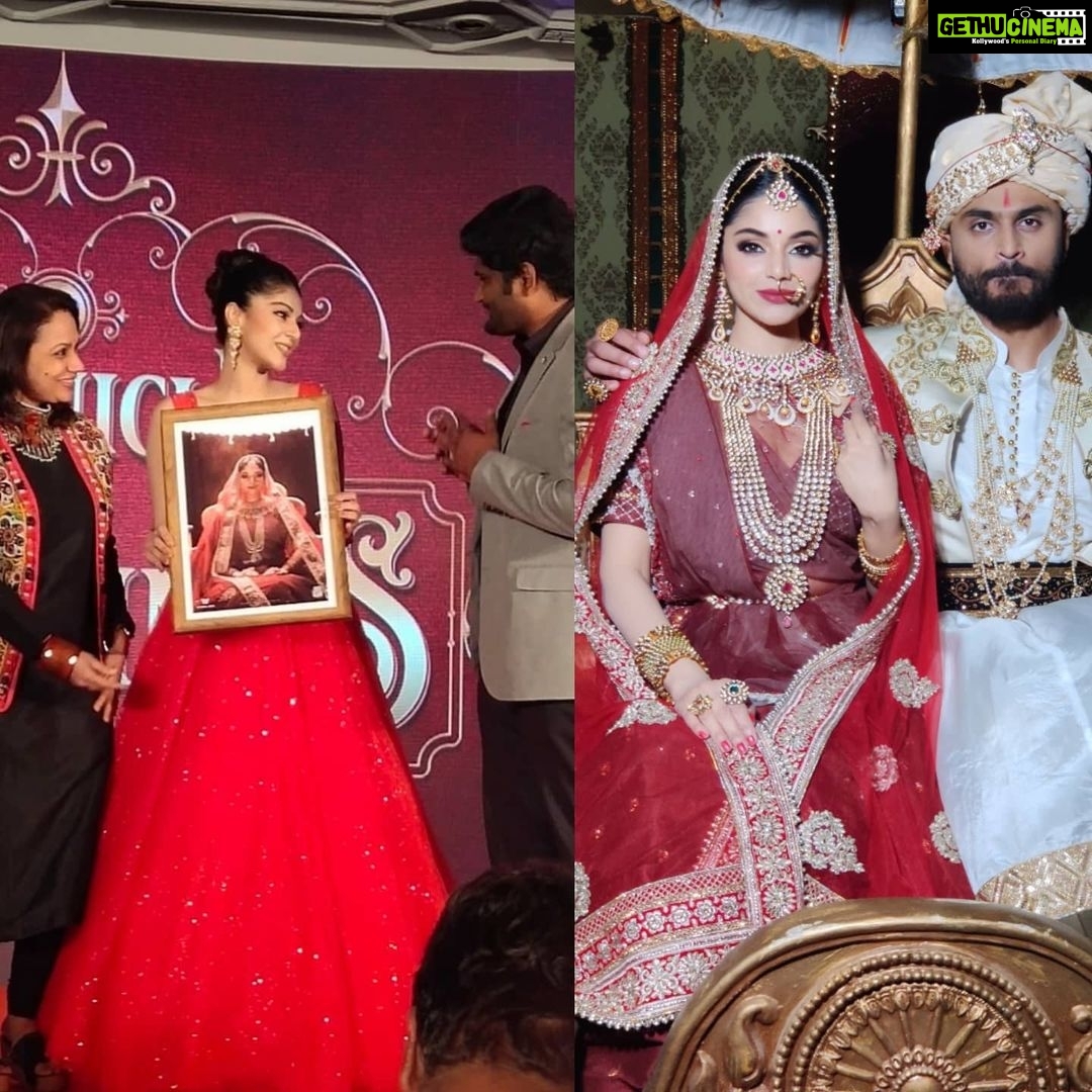 Sanam Shetty Instagram - Delighted to launch the 'Chronicles of Wedding' Calendar presented by Wedding Vows in association with Cuts and Glory ❤️✨✨✨✨❤️ My dress and styling for the event by @diadembridal @diadembridalchennai Thank u Shiny mam🤗❤️. . . Featuring with me is the dashing @pavan_gino_thomas Photographer- @cutsandglorystudios (Manoj & Harsha) Post production-Cuts & Glory Studios Production- @weddingvows.in Stylist- Shreya HMU- Vurve salon Jewellery-@new_ideas_fashions . . . #calendarlaunch2020 #indianbrides #chroniclesofweddings #weddingvowsmagazine #cutsandglory #rajputana_bride #redbride Crowne Plaza Chennai Adyar Park