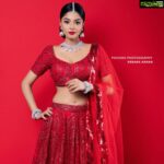 Sanam Shetty Instagram - RED ❤️ . . . . Wedding Fever Magazine (Malaysia) Photography - @suthanviran from @pixsura_photography Make Up - @hariharanarasu from @ardanaharanbridal Hairstyling - @dharmen_sha_dave Designer wear - @ardanaharan Jewelry - @ardanaharanbridal #internationalads #magazineshoot🎀 #malaysiacalling🇲🇾 #redbrides ❤️