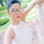 Sanam Shetty Instagram - SWADEKA❤️🙏 Happy Sunday peeps❤️✨✨ #greenglory 💚 #backtouniversitylife🤓📚 #thailand🇹🇭 #adshoot🎥 #worksundays Assumption University (ABAC) Bangna Campus