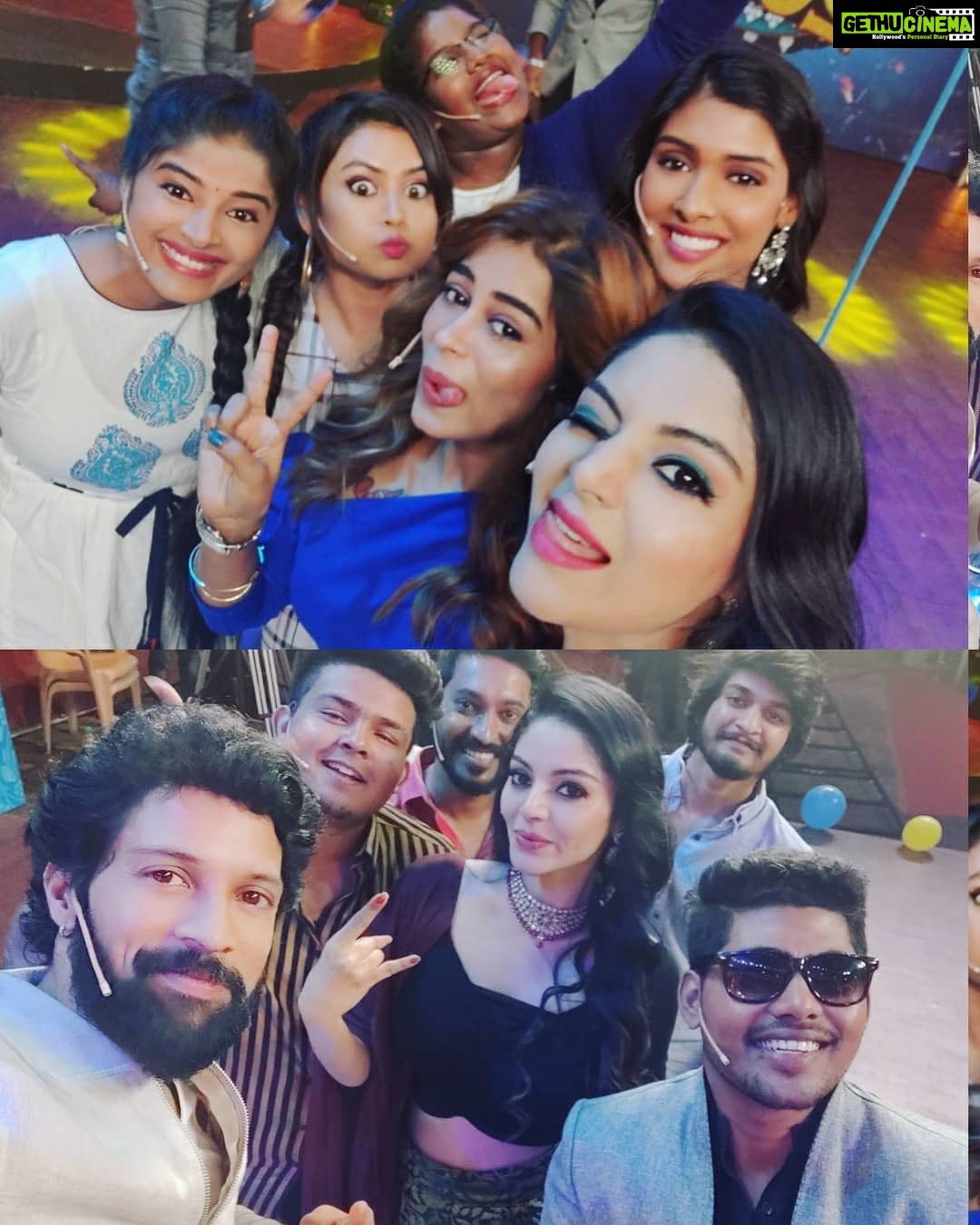 Sanam Shetty Instagram - Super fun on the sets of Varalam Va game show at Kaliagner TV with VJ @farina_azad_official and VJ Anand ๐ค๐ค๐ฏ๐ฏ๐ฏ With friends and rocking actors @actor_santhoshprathap @gayathrireddyofficial @saipriyankaruth @adbudha @indraja_sankar @noble__james @madhampatty_rangaraj @_saranofficial ๐๐๐๐๐๐๐๐๐๐๐๐ฎ๐ฎ๐ฎ๐ฎ๐ฎ๐ฎ๐ฎ๐ฎ Stay tuned folks!! Telecast on 1st Jan 2020!! #kalaignertv #varalamvagameshow #funonsets๐๐ฌ