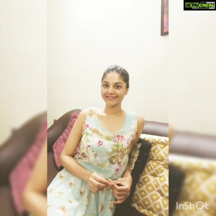 Sanam Shetty Instagram - The game is 'Can Sanam Catch?' ππ @rahuldev1177 @sindhukruthika1 Video courtesy: Karthikπ #sacredgames #madhouse π€π Bessy Beach