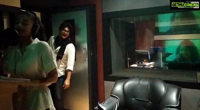 Sanam Shetty Instagram - Dubbing for my upcoming thriller film Ethirvinayatre with actor - director Alexππ€ @dr.alexander_mathew Tnx so much for the cute video Anita mam @anithaalex007 π€π #tamilfilmshooting #filmdubbing #ethirvinayatrethefilm #itsawrap 360 Degree Digital