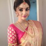 Sanam Shetty Instagram - Bruh, if u look at her and not feel blessed then she us not urs to have. Let her go to the man who sees her as a blessing😌❤! During a shoot for PSR Silks😊 #dontwastehertime #somesoundadvice #pattusarees #psrsilkscoimbatore