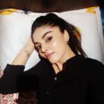 Sanam Shetty Instagram - In the end only three things matter: How truly u loved, How kindly u lived and How gracefully u let go of things not meant for u ! ----- The Buddha ❤ #backtochennai😍 #earlynighter #goodnightpost #peacewithin