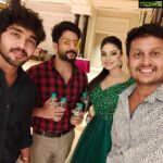 Sanam Shetty Instagram - Deeply privileged to receive the 'Face Of The Year in Advertisements and Branding' 2019 by Thomas Edison Awards 🤗🙏 Thank you Edison Awards for this recognition after nearly 85 Ads Pan India😊 Comes as a great motivation to reach a 100 😃👍 Thanks so much for the timely nomination Balaji @balaji_2888. Means a lot🤗🙏 Huge thanks to all my Ad directors, clients, producers and co stars for making it a memorable journey starting with @karthiksrinivasan007 and @karthikhema from Dreamcast studio who launched me in Chennai 🤗🙏 grateful always to u both! Thank u my dear friends @tigersachi @naren_ramtez @balaji_2888 and co stars @ramc.official @actor_santhoshprathap (Congratulations Santhosh for winning the best male model of the year award🤗👏) who made it a fantastic evening and shared my joy 🤗😘 Was a pleasure to meet Mr.Issac (Chief guest) and Owner of Achi Products. Styling : Shiny Cindrella mam from @diadembridal. Thanks for the gorgeous emerald green gown mam🤗 MUH : Uma @makeupartist_yakshi (swipe left for more) #faceoftheyear #advertisements #thomasedisonawards2019 #modellinglife