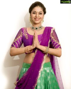 Sanam Shetty Instagram - Wish you all a very Happy Vinayagar Chaturthi 💐

Festival special shoot ✨
Photography @rahuldev1177 
Dress and styling @naziasyedofficial @naziasyed 
Makeup and hair @bridal_makeup_artist_shibani 
Venue Anushka Salon & Spa
Jewellery @surendrajewellery  @anand.singhi

#ganeshachaturthi2021 #bridalshoot #naziasyed
#rahuldev1177 #sanamshetty #sanam #anushkasalons #fashionphotography #madrasfashion #tamilactress #tamilcinema #tamil #indianfestivities