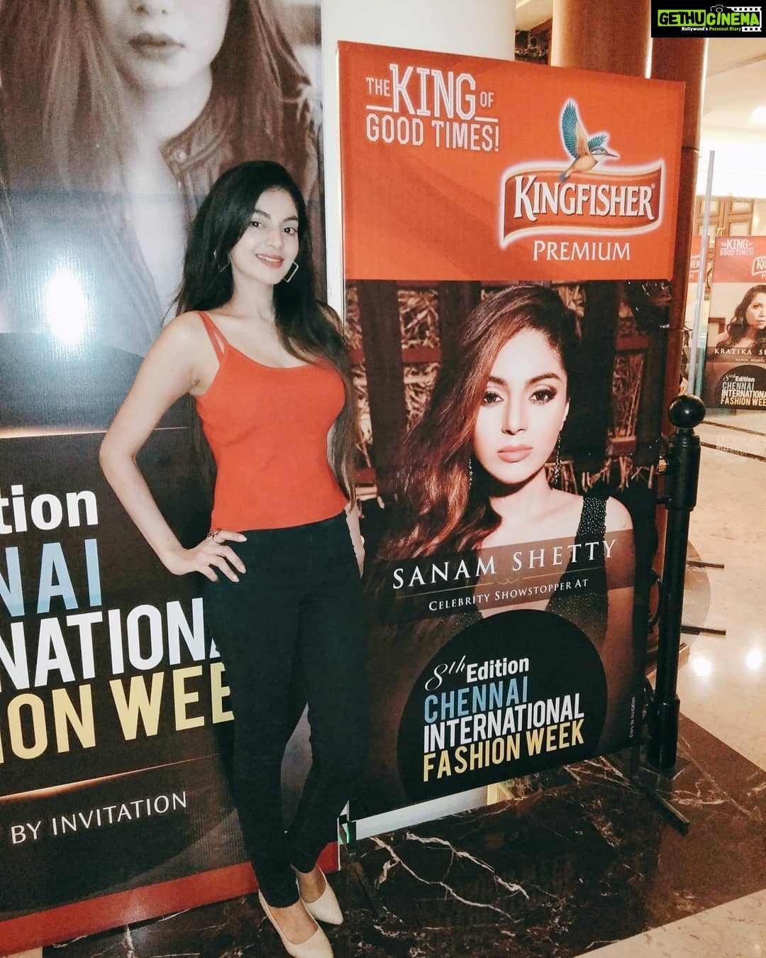 Sanam Shetty Instagram - CIFW tonite❤ @julesamin #showstopper #cifwexclusive #residencytowers
