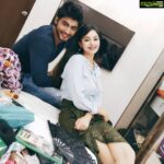 Sanam Shetty Instagram - Working stills of DCC Mayuri Builder ad🤗Happier times with @tharshan_shant ❤ Great memories @vignesh_sha @jeffreypaulll😊😊 #adshoot🎥 #throwbackthursday #actorlife🎬🎥