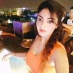Sanam Shetty Instagram - Letting the hair down🤘 a breezy evening calls for some much needed chiiling! Thanks so much for the lovely dress sweety @ranjana.v😘 #ritzcarlton #bangalorebreezes #angelsam❤