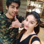 Sanam Shetty Instagram - Wat Sundays call for❤ #sundayselfie #angelsam❤ Phoenix MarketCity (Chennai)