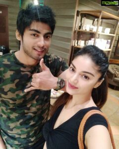 Sanam Shetty Instagram - Wat Sundays call for❤ #sundayselfie #angelsam❤ Phoenix MarketCity (Chennai)
