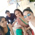 Sanam Shetty Instagram - Delighted to be shooting for my fourth web series with actor Nanda, the lovely ladies @iamsakshiagarwal and @nikesha.patel and the very stunning @tharshan_shant 🤗😘 All the best for ur 1st web series Tharshan. May this be the start of many more to follow for u👏🤗 #webseries #evpfilmcity🎦🎬 #funonsets😀😬 #angelsam❤ Evp Film City