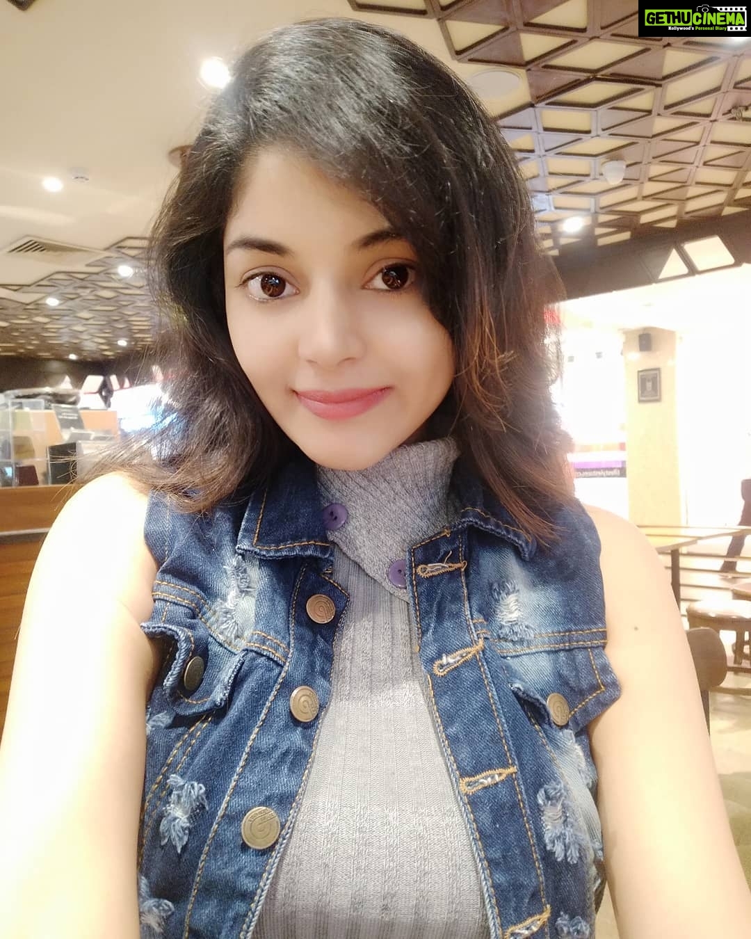 Sanam Shetty Instagram - Today's woman refuses to rely on ur sword to save her. She carries her own. But yes u can love her if u can handle it!❤ #tous #fighturownbattles #angelsanddemons #angelsam❤