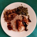 Sandra Amy Instagram - lunch plate #on plate rice with #ayala curry with kudampuli #beans poriyal #kathirikka mezhukuperati #mango pickle #curd 😍👨‍👩‍👧‍👧👭