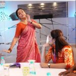Sandra Amy Instagram - #kaatrinmozhi# rj anjali wt vijayalakshmi now on @vijaytelevision 😍😍😍