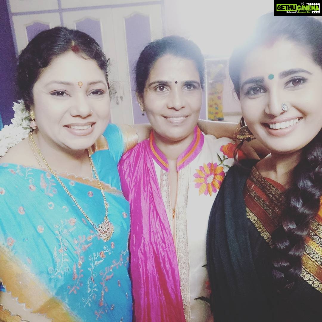 Sandra Amy Instagram - Reel mom nd real mom 😍😍