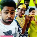 Sandra Amy Instagram - Time for #boomerang# #fun# #rehersal# #varadamaster# @nav_in_insta @vdc_varadhas_dance_company