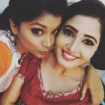 Sandra Amy Instagram - Friend love #bestie# #chwthrt# 😍😍😍😍😘😘😘