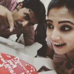 Sandra Amy Instagram - I love surprises wen d gvn by my half😍😍😍😍