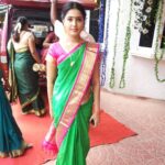 Sandra Amy Instagram - #shoot#saree#homely#