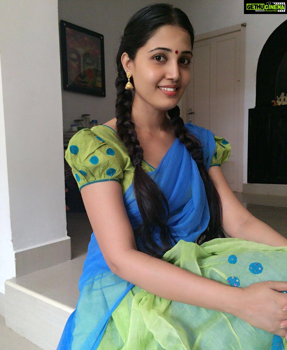 Sandra Amy Instagram - #photoshoot#newmovie#newgetup#lovemaself #beautifulme#dawani#