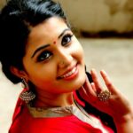 Sandra Amy Instagram - Thnks to suresh fr potratin me ths mch beautiful ...