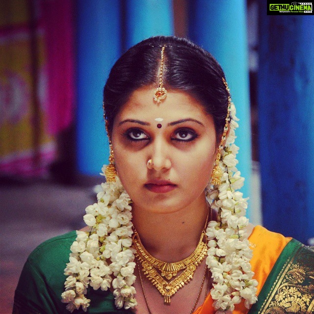 Sandra Amy Instagram - Its ma fav role wch I hv evr done...thilaka in DHARANI movie