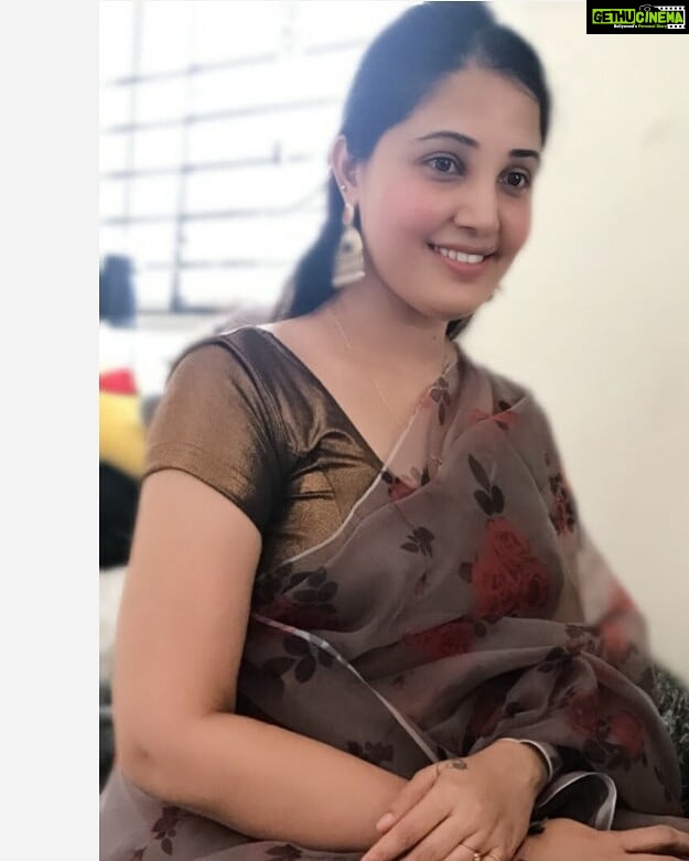 Sandra Amy Instagram - Organza saree @go_go_shopping_ 😍😍😍