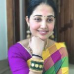 Sandra Amy Instagram - Bangles @deepa_silk_thread_accessories Saree @queen_fashions_qf Necklace @zivara_fashion Earring @abhis_jewel_hunt