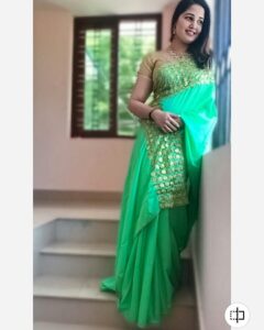 Sandra Amy Instagram - Saree @ogeetswardrobe Accessories @jayy_chennai