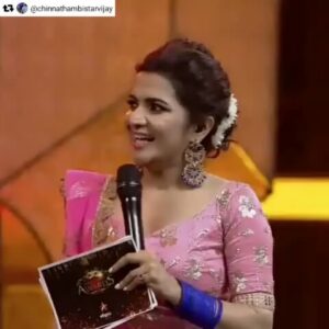 Sandra Amy Instagram - Thnk you vijay tv and d jury fr ths beautiful  recognation 😍😍😍😍special thnks sharin wt chandru anna, raja sir, kathir sir, @pavani9_reddy and the whole crew f CHINNATHAMBI.. so mch f love to the audients ...thnk i dears.. VC: @chinnathambistarvijay