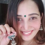 Sandra Amy Instagram - Beautiful earrings @bliss_theboutique ..chk out fr mre collections 😍😍😍