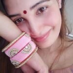 Sandra Amy Instagram – Silk thread bangles from @blossom_juvels