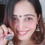 Sandra Amy Instagram - Beautiful earrings @bliss_theboutique ..chk out fr mre collections 😍😍😍