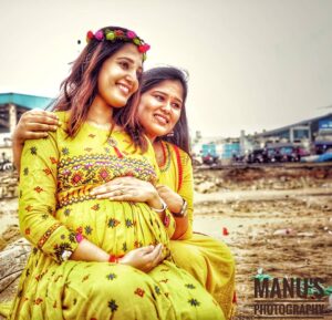 Sandra Amy Instagram - Sister love... Precious than anythn n d world😍😍😍my chwtheart @happie__queen